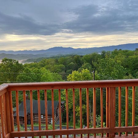 A Walk In The Clouds By Eden Crest Villa Sevierville Luaran gambar
