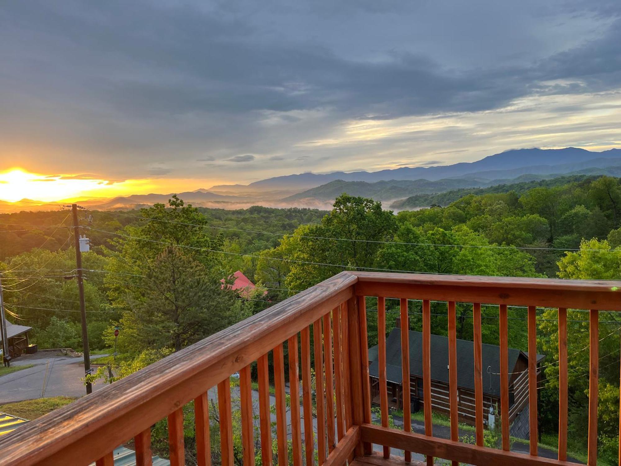 A Walk In The Clouds By Eden Crest Villa Sevierville Luaran gambar