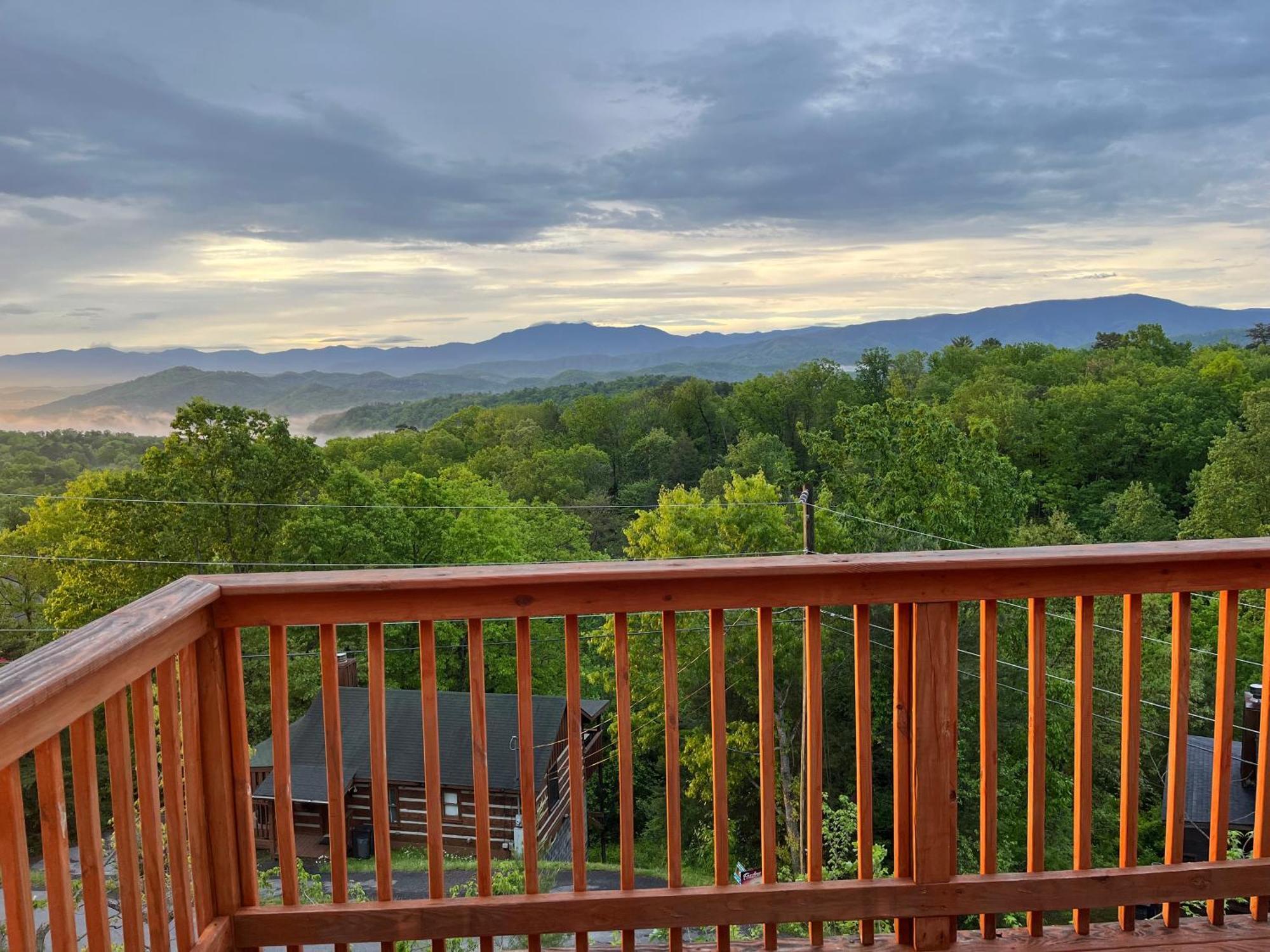 A Walk In The Clouds By Eden Crest Villa Sevierville Luaran gambar